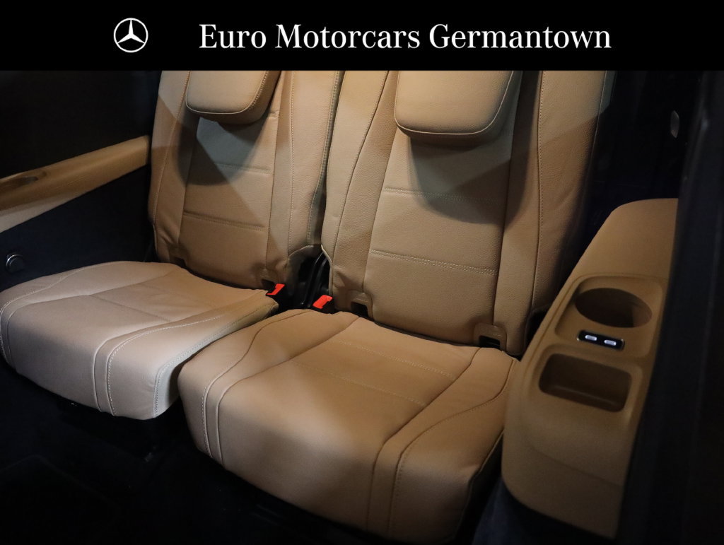 Used 2025 Mercedes-Benz GLS 450 4MATIC image 48