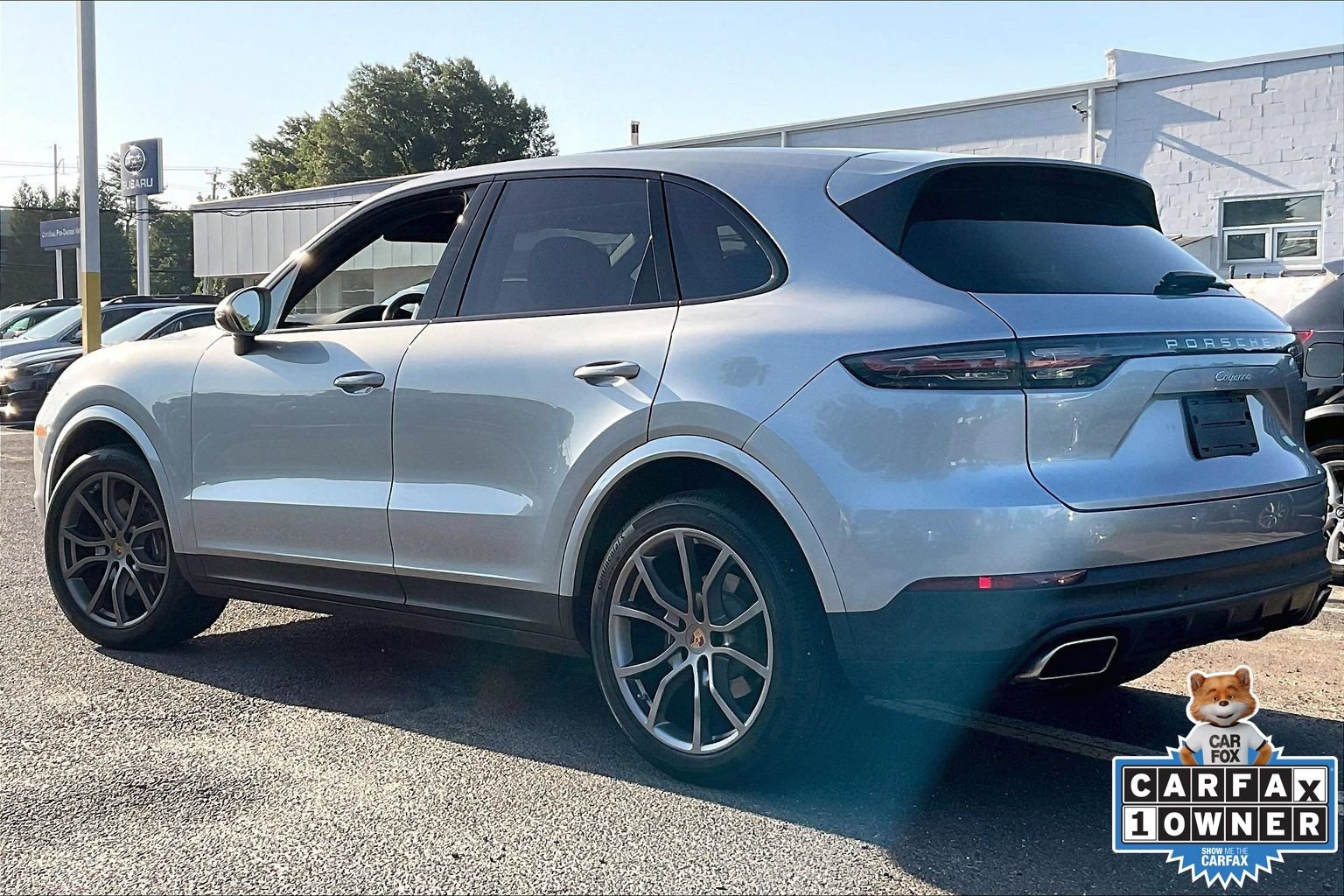 Used 2023 Porsche Cayenne Platinum Edition AWD/4WD image 11