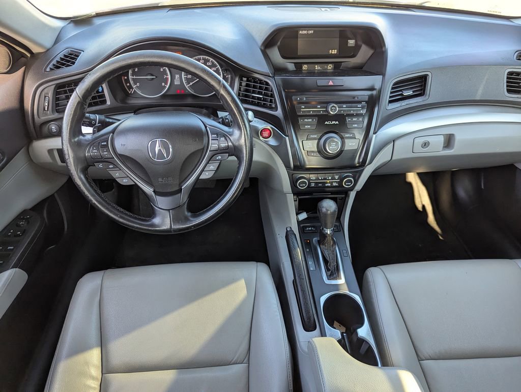 Used 2017 Acura ILX image 30