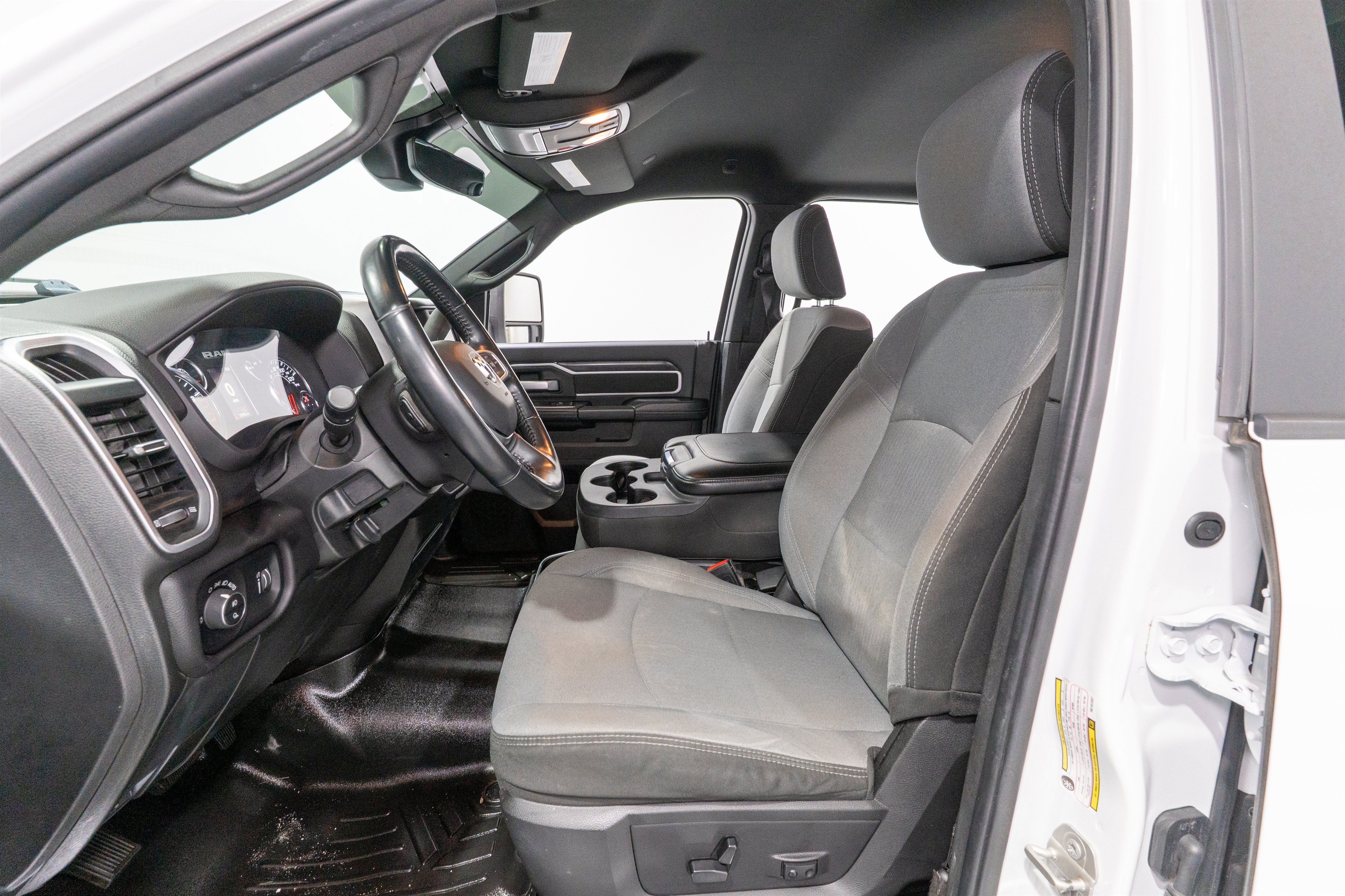 Used 2024 RAM 2500 Big Horn AWD/4WD image 14