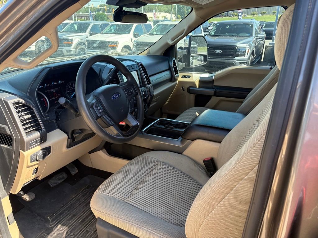 Used 2020 Ford F350 XLT w/ XLT Premium Package AWD/4WD image 6