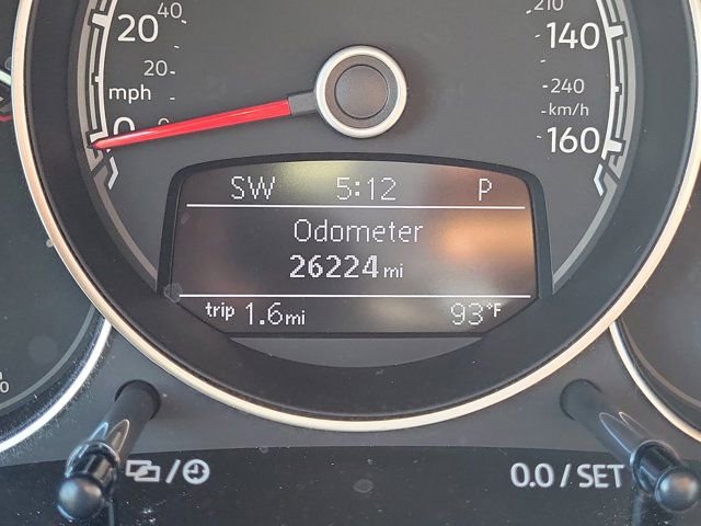 Used 2019 Volkswagen Beetle 2.0T SE FWD image 19