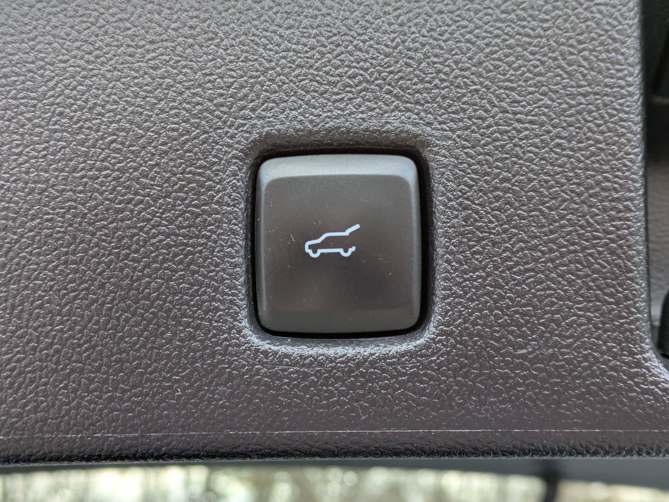 Used 2022 Ford Escape SEL w/ Technology Package image 21