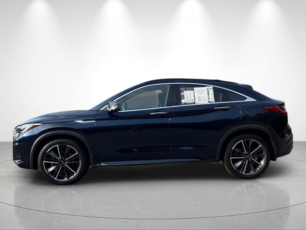 Used 2023 INFINITI QX55 Essential w/ Cargo Package AWD/4WD image 2