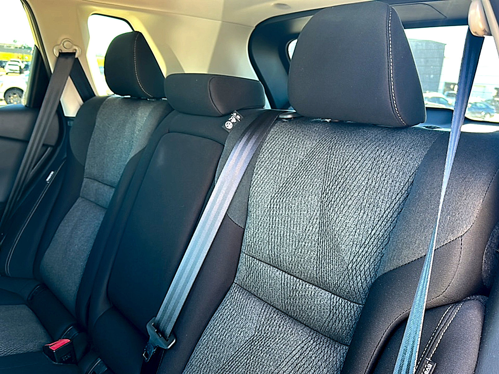 Used 2025 Nissan Rogue SV image 19