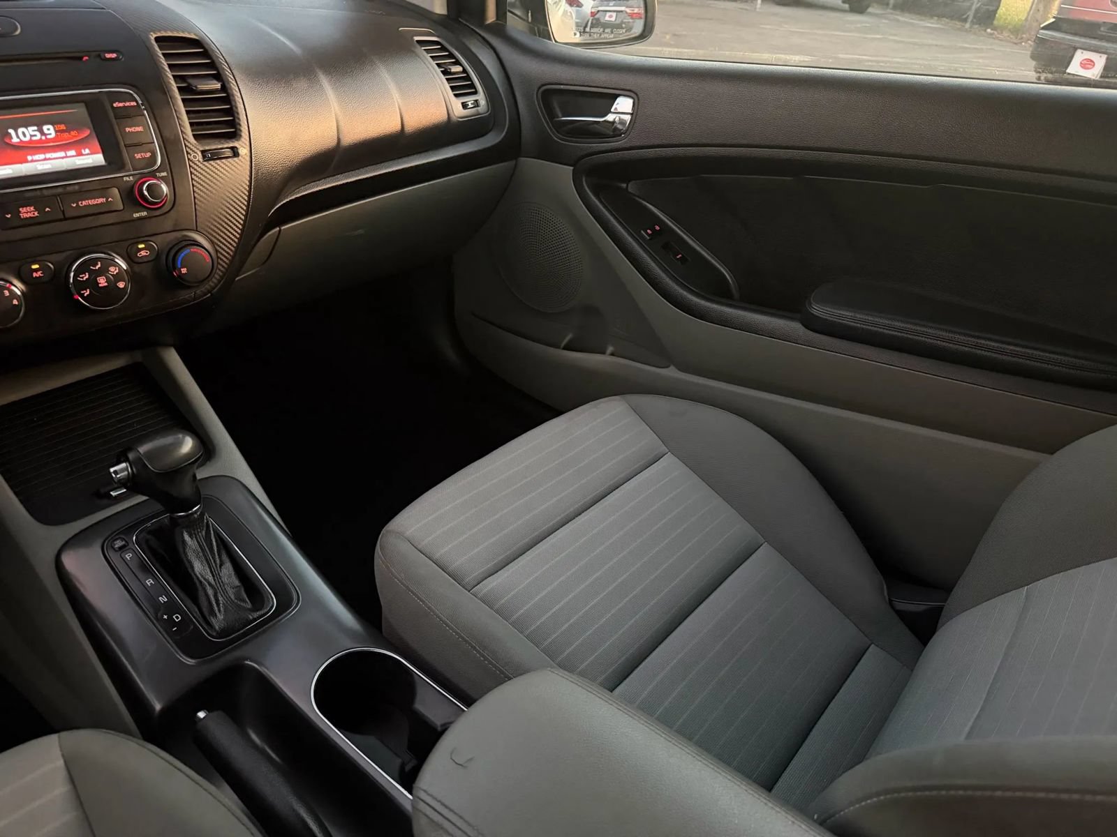 Used 2014 Kia Forte Koup EX FWD image 23