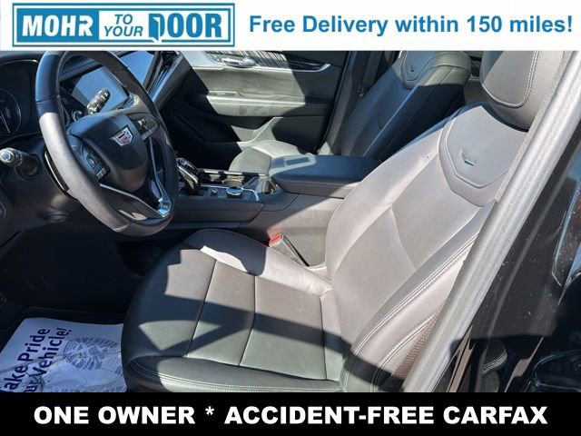 Used 2025 Cadillac XT6 Premium Luxury image 14