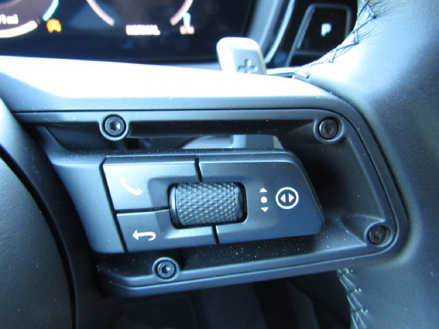 Certified 2025 Porsche Cayenne S AWD/4WD image 34