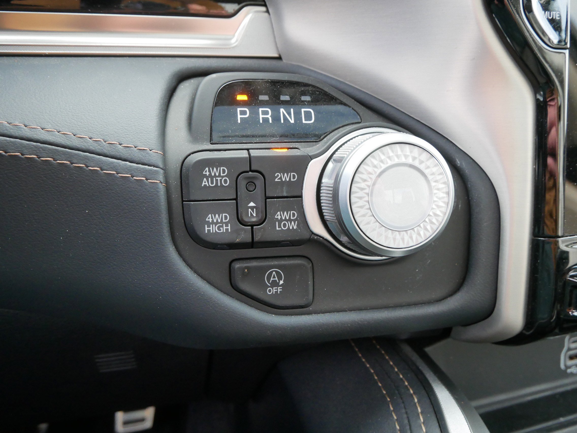 Used 2025 RAM 1500 Tungsten AWD/4WD image 31