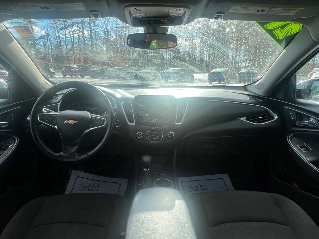 Used 2021 Chevrolet Malibu RS image 29