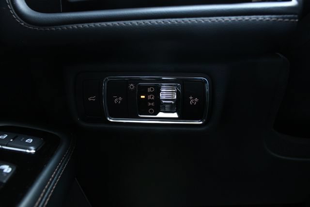 New 2026 Lincoln Aviator AWD image 9