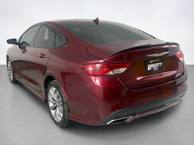 Used 2015 Chrysler 200 S w/ Navigation & Sound Group I FWD image 5