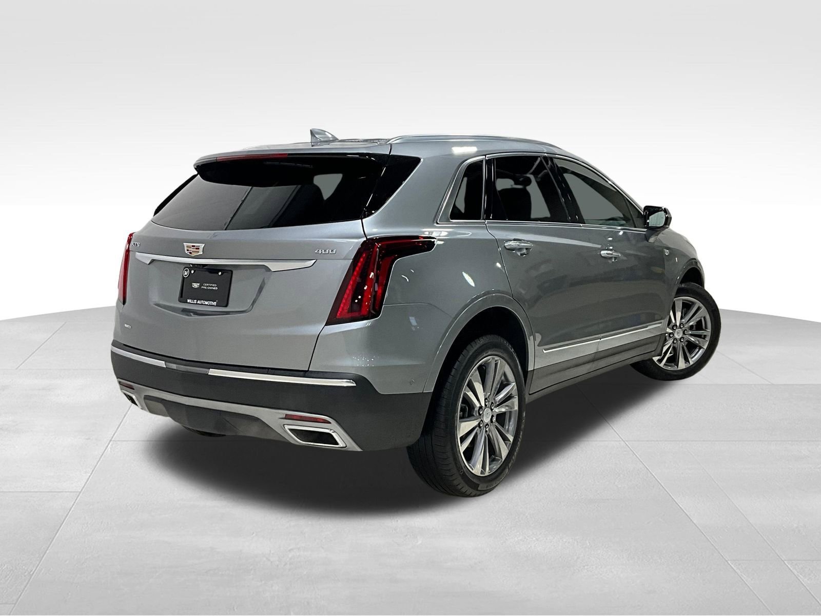 Used 2025 Cadillac XT5 Premium Luxury w/ Technology Package image 4