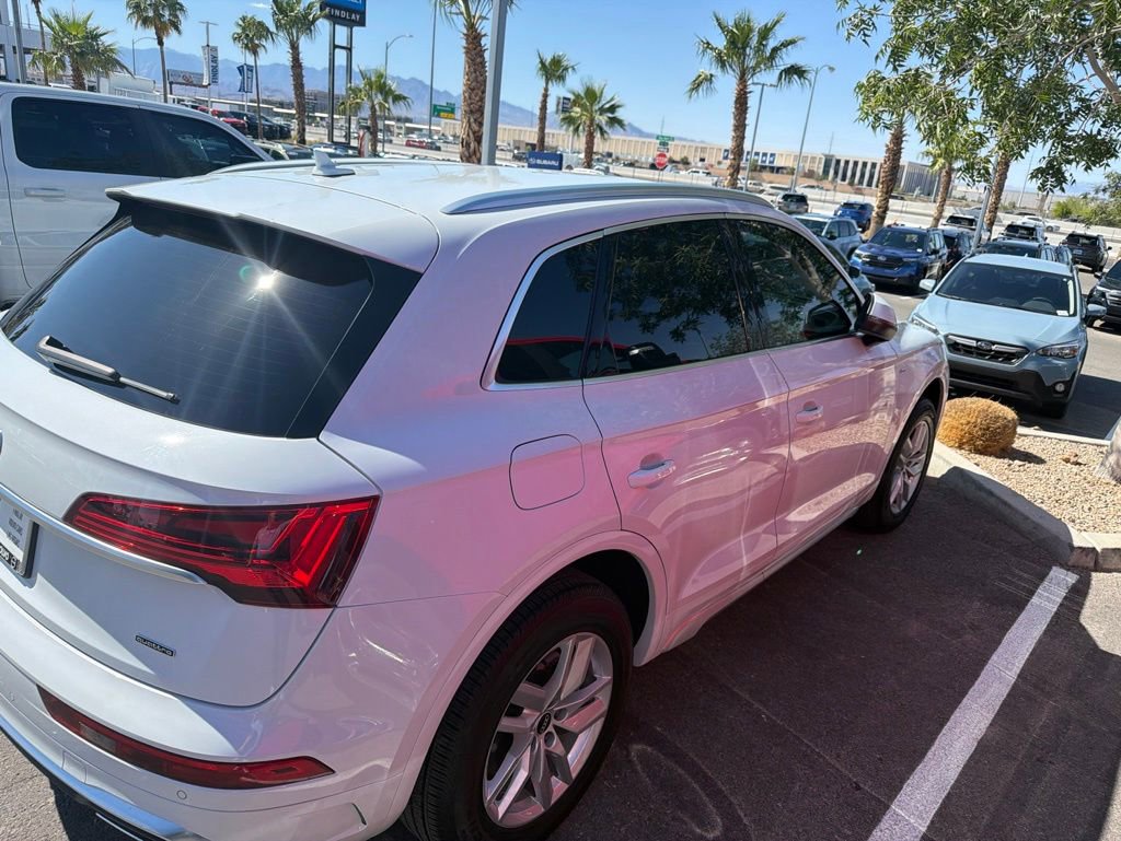 Used 2022 Audi Q5 2.0T Premium w/ Convenience Package AWD/4WD image 31
