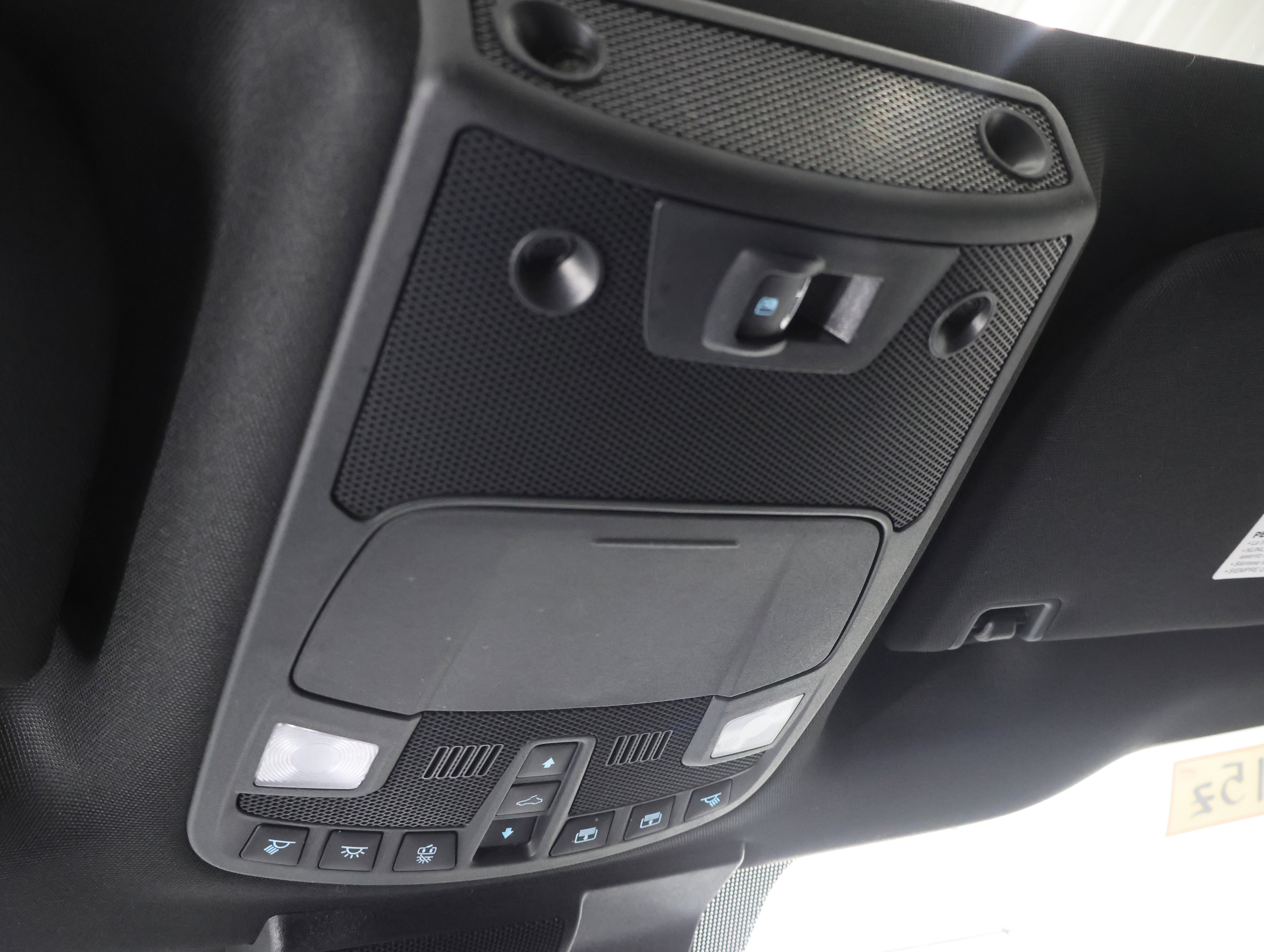 Used 2022 Ford F350 Lariat w/ Black Appearance Package AWD/4WD image 62