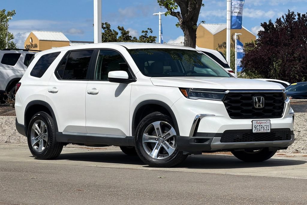 Used 2023 Honda Pilot EX-L image 2