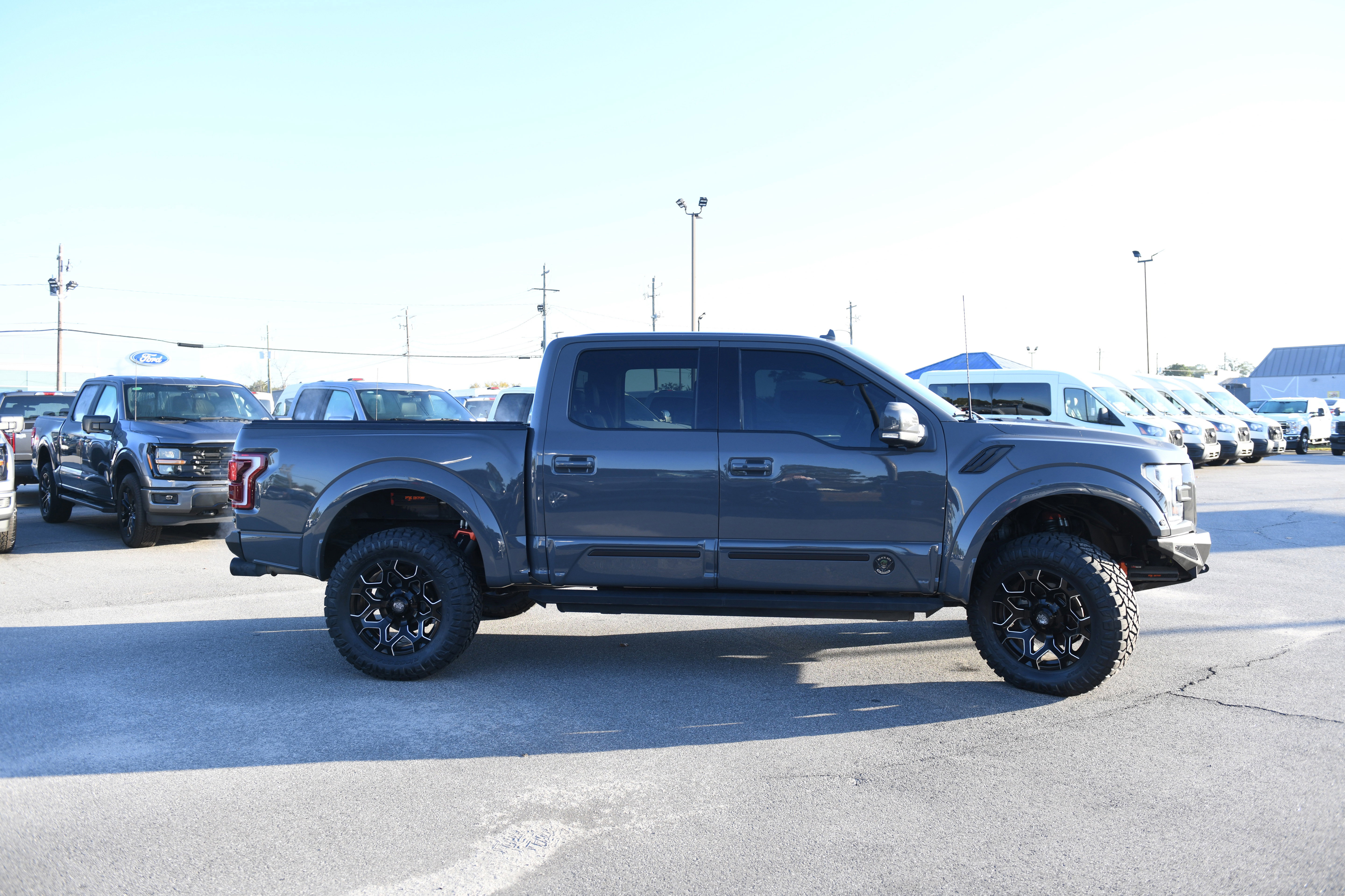 Used 2020 Ford F150 Raptor w/ Equipment Group 802A Luxury image 5