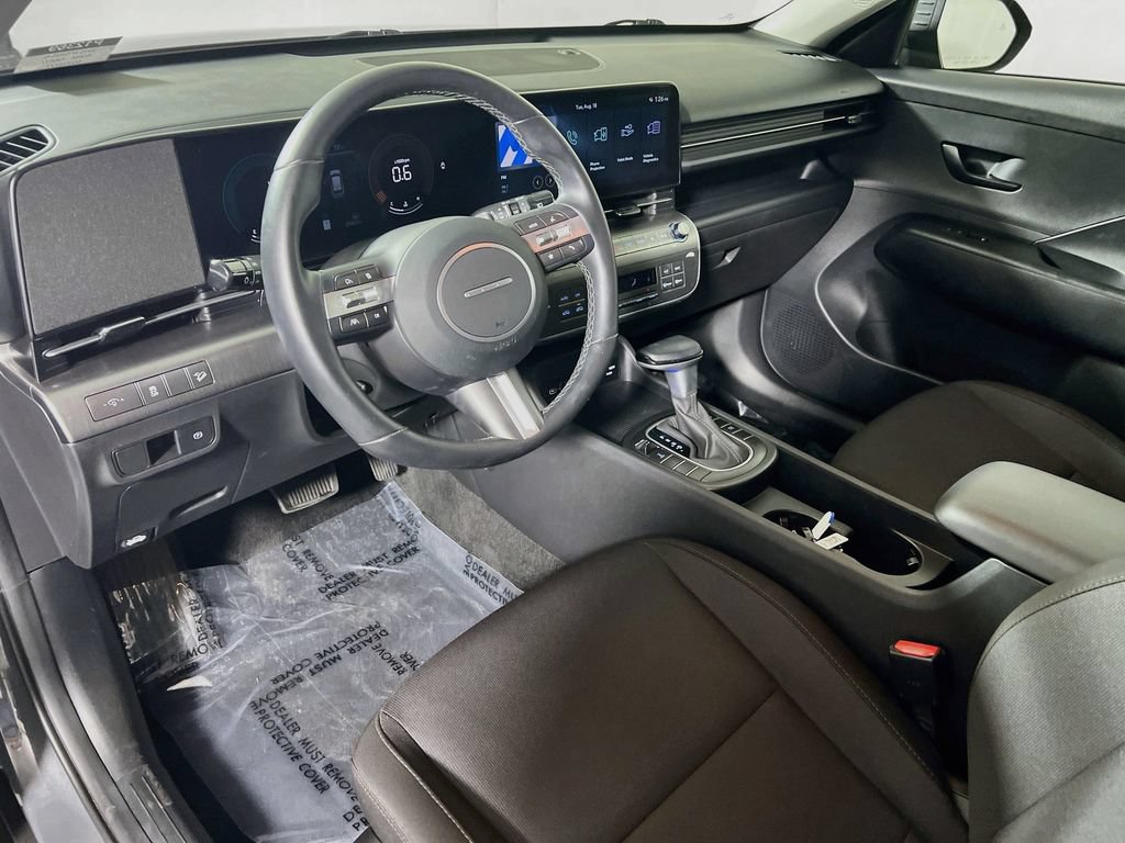 Used 2025 Hyundai Kona SEL AWD/4WD image 9