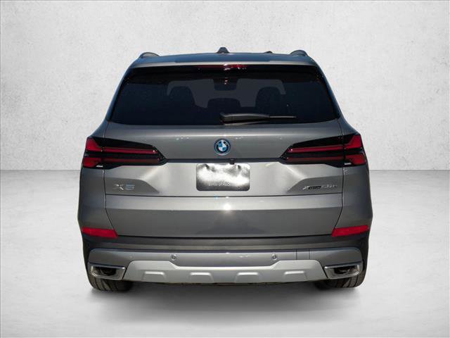 New 2026 BMW X5 xDrive50e w/ Executive Package image 8