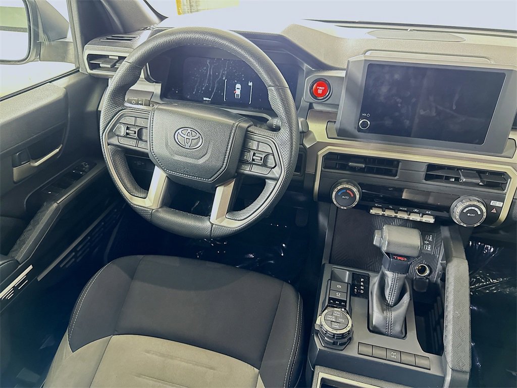 Used 2024 Toyota Tacoma TRD Off-Road image 17