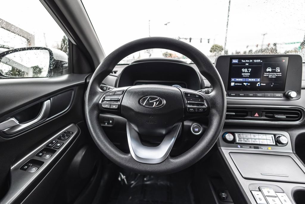 Used 2023 Hyundai Kona SE w/ Cargo Package image 28