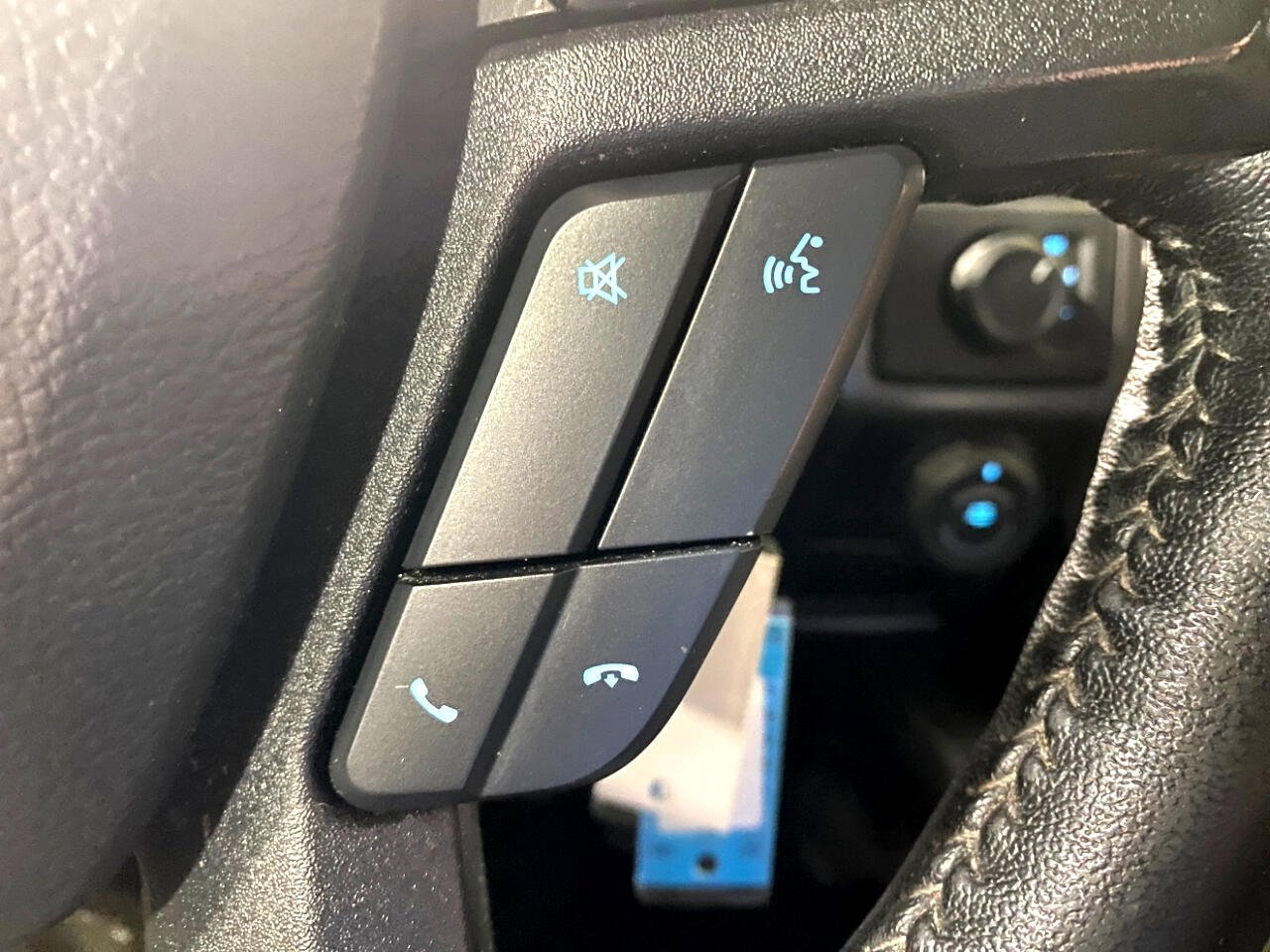 Used 2020 Ford F150 XLT w/ Equipment Group 302A Luxury image 17