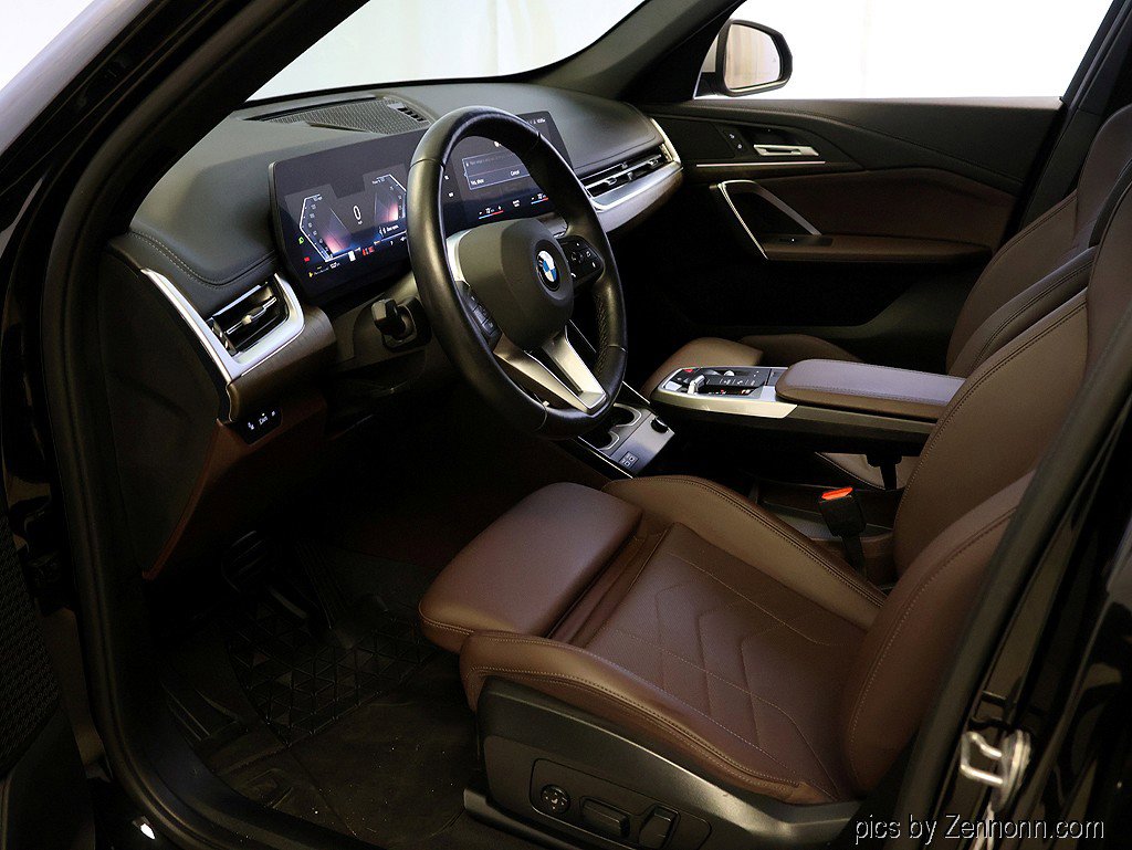 Certified 2023 BMW X1 xDrive28i w/ Convenience Package image 11