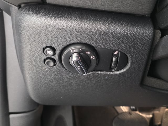 Used 2024 MINI Cooper S FWD image 23