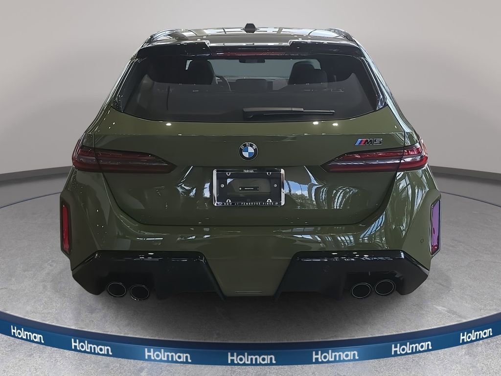 New 2026 BMW M5 Touring image 5