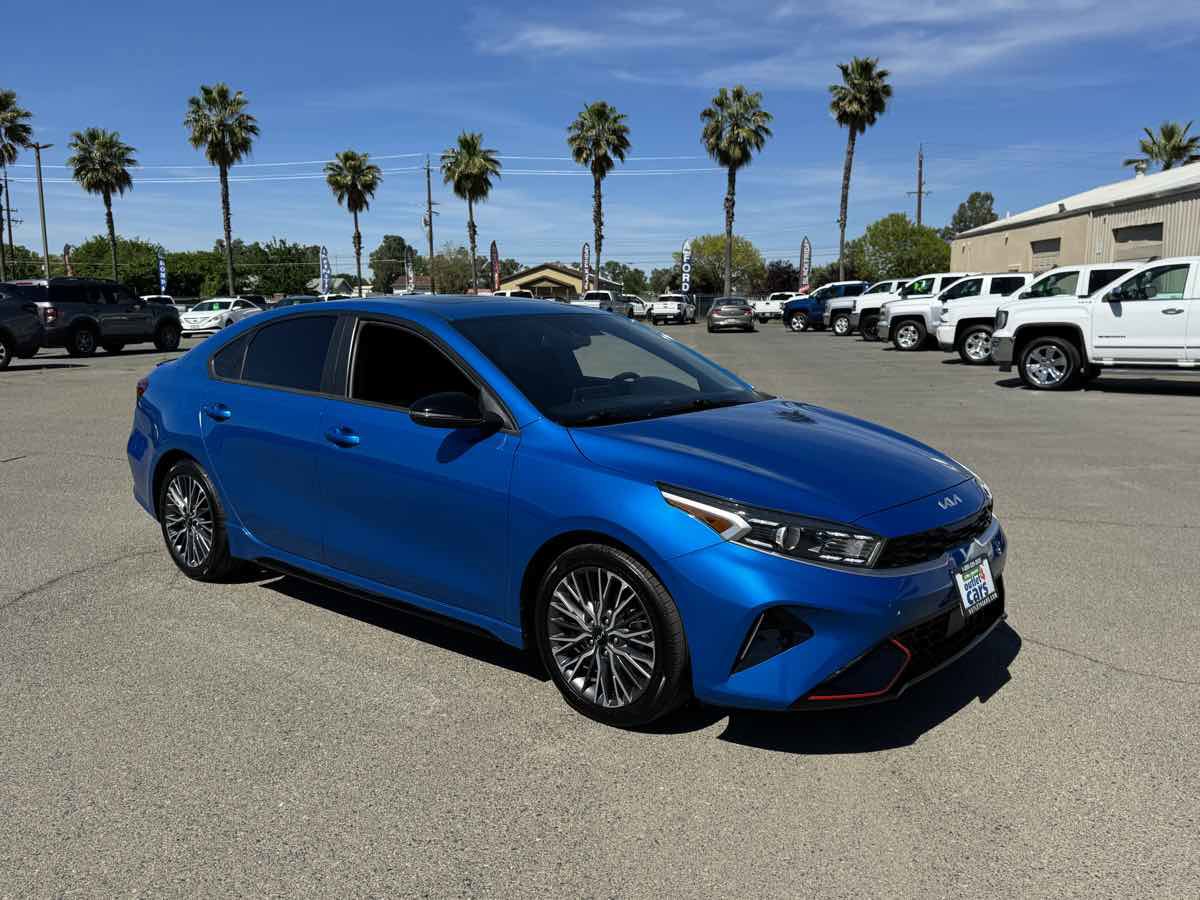 Used 2023 Kia Forte GT-Line w/ GT-Line Premium Package image 13