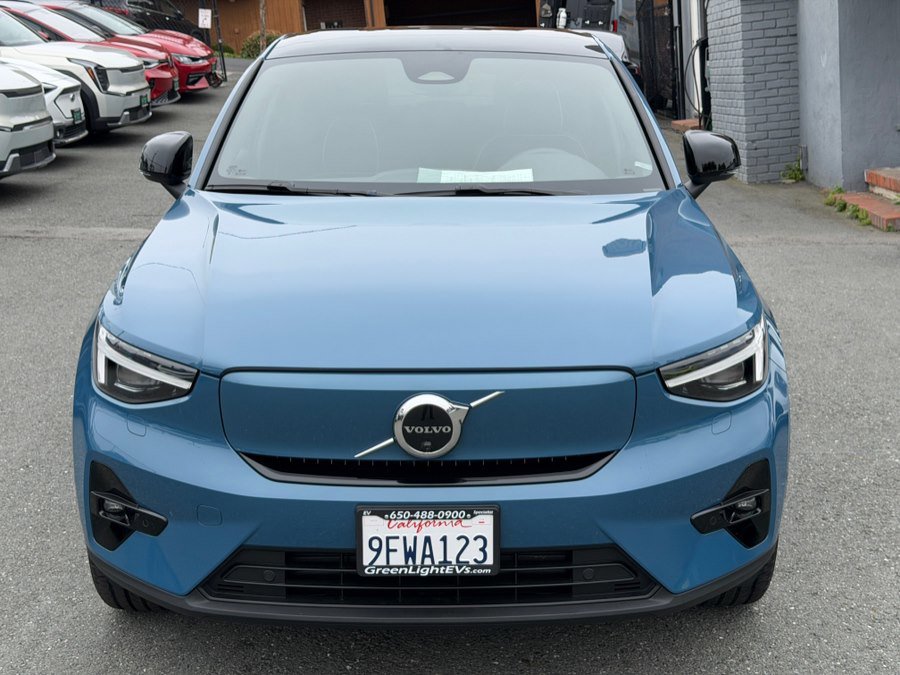 Used 2023 Volvo C40 P8 Recharge Ultimate AWD/4WD image 2