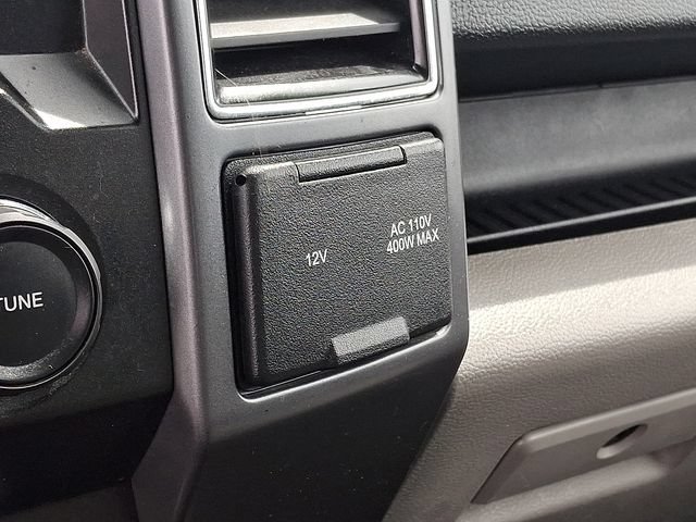 Used 2019 Ford F150 XLT w/ Equipment Group 302A Luxury AWD/4WD image 25
