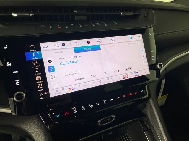 New 2026 Jeep Grand Cherokee Altitude AWD/4WD image 5