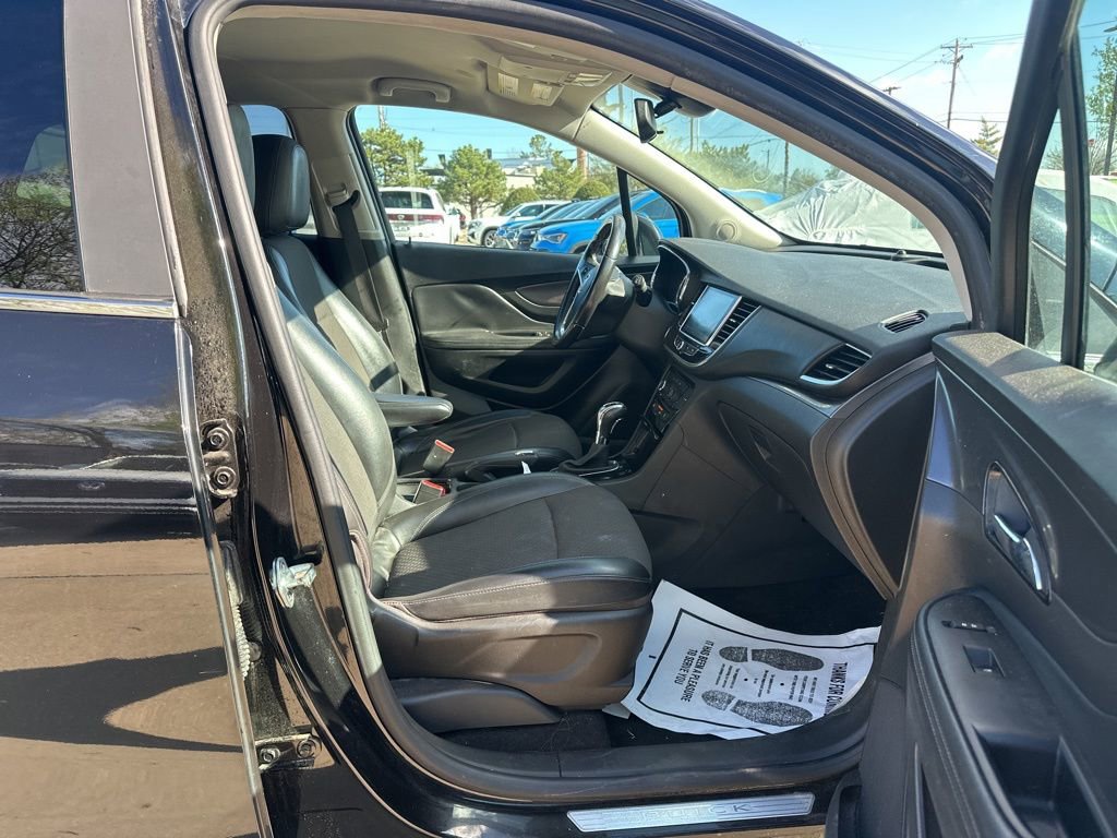 Used 2020 Buick Encore Preferred w/ Safety Package FWD image 18