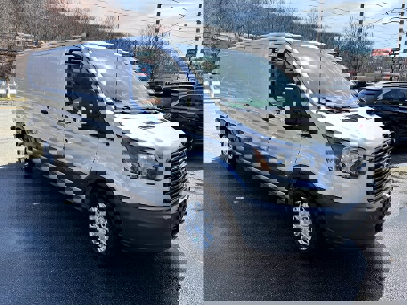 Used 2018 Ford Transit 350 148 Low Roof image 10