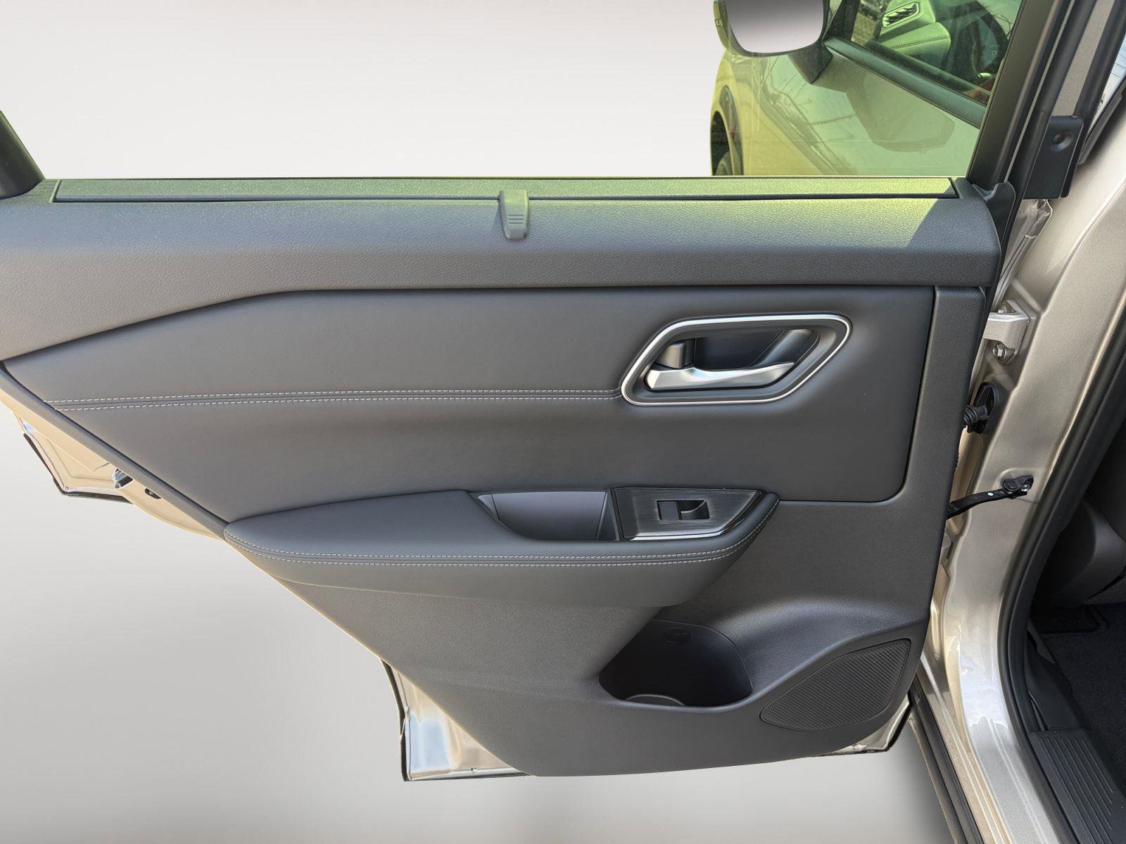 New 2026 Nissan Rogue Platinum AWD/4WD image 20