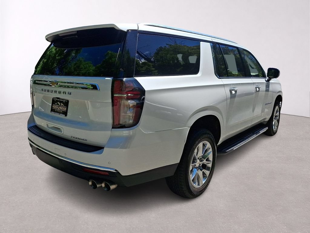 Used 2024 Chevrolet Suburban Premier AWD/4WD image 7