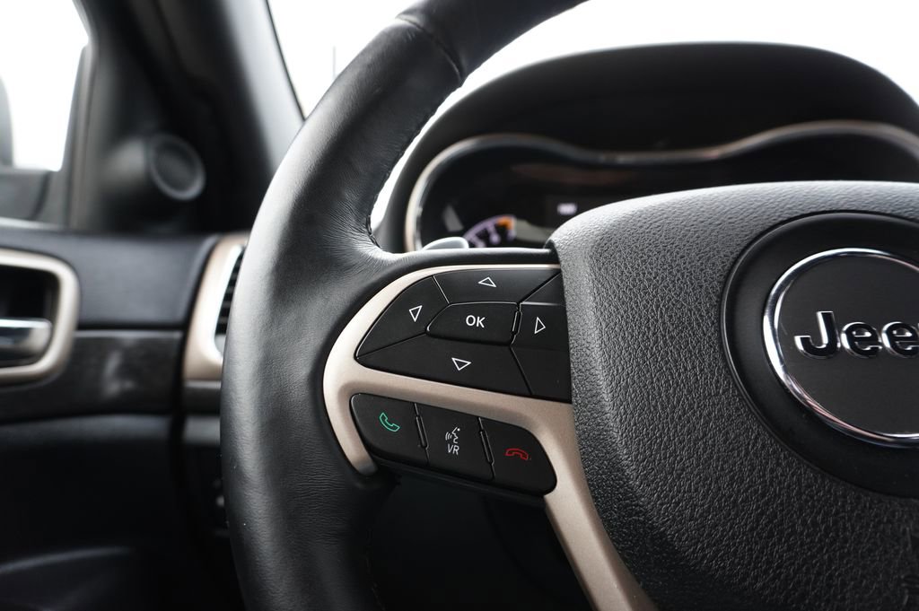 Used 2017 Jeep Grand Cherokee Laredo w/ Quick Order Package 23E image 20