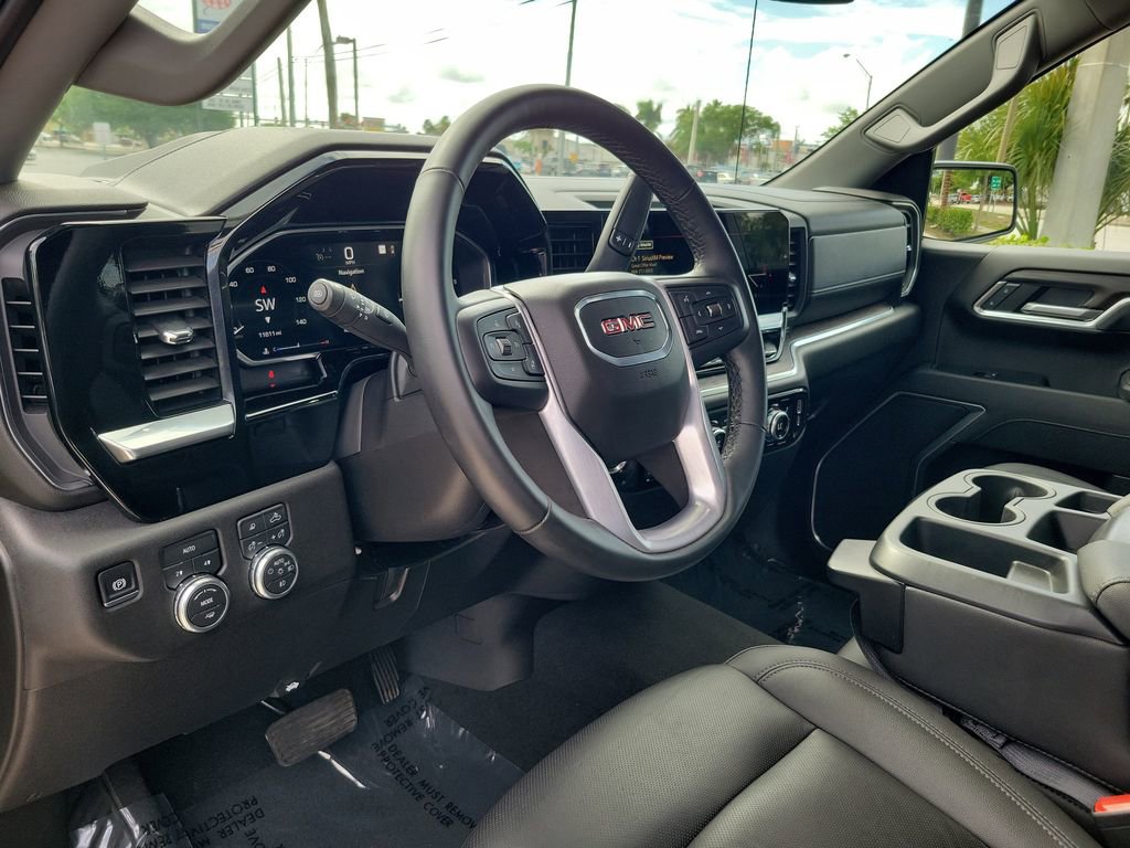 Used 2026 GMC Sierra 1500 SLT AWD/4WD image 23