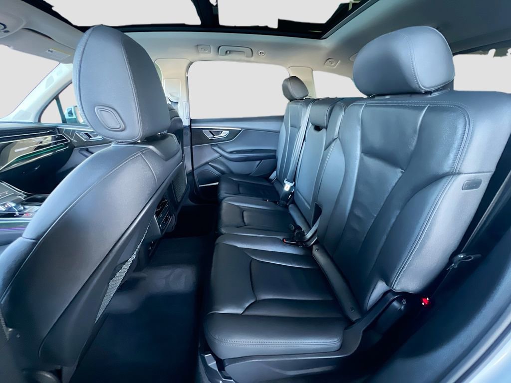 Used 2024 Audi Q7 3.0T Premium Plus image 24