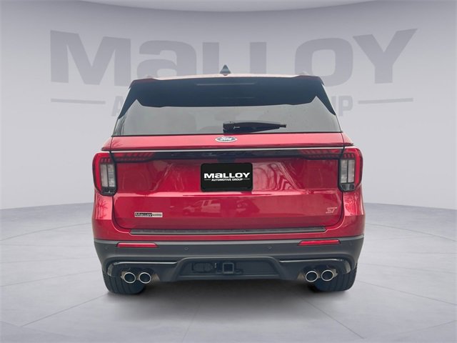 Used 2025 Ford Explorer ST image 4
