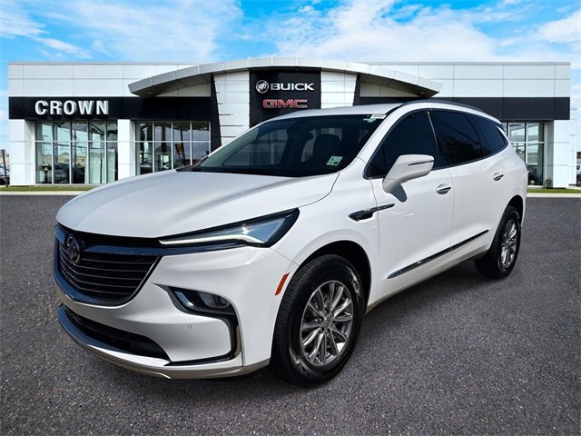 Used 2024 Buick Enclave Essence w/ LPO, Cargo Package