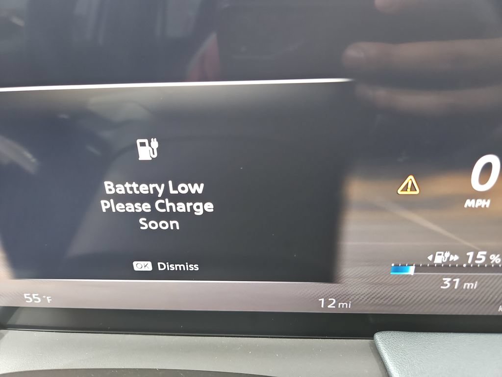 New 2026 Nissan Leaf Platinum+ w/ Cargo Package (Platinum+) FWD image 17