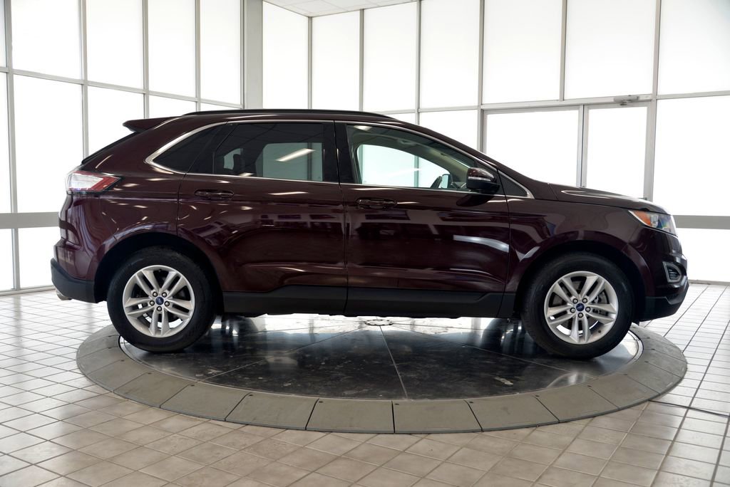 Used 2018 Ford Edge SEL w/ Equipment Group 201A AWD/4WD image 9