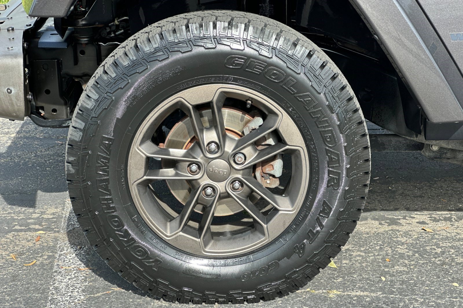 Used 2017 Jeep Wrangler 75th Anniversary image 33