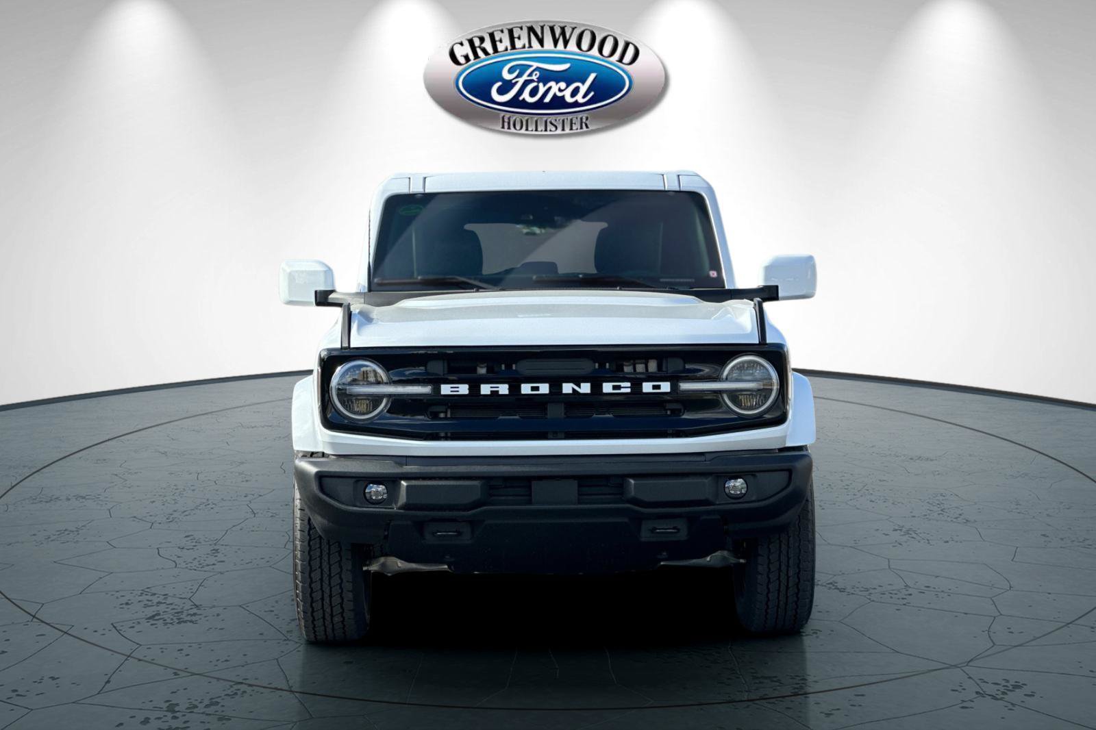 New 2026 Ford Bronco Outer Banks AWD/4WD image 9