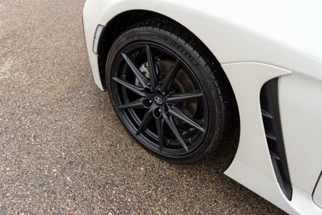 Used 2024 Toyota GR86 Premium RWD image 12