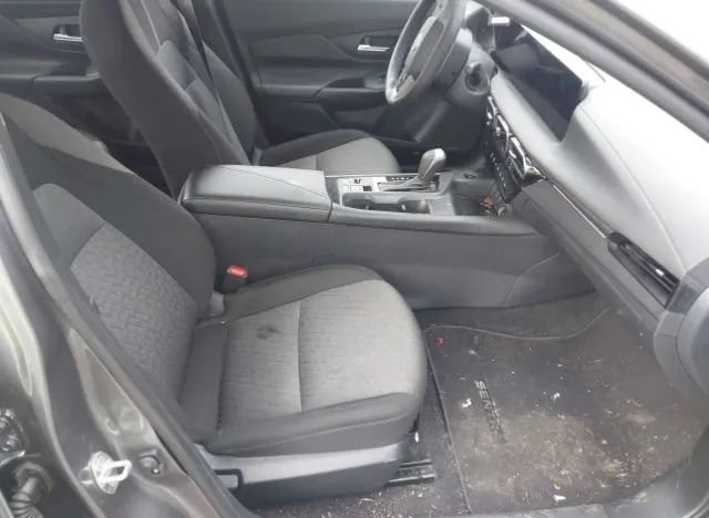 Used 2026 Nissan Sentra SV w/ SV Convenience Package FWD image 9