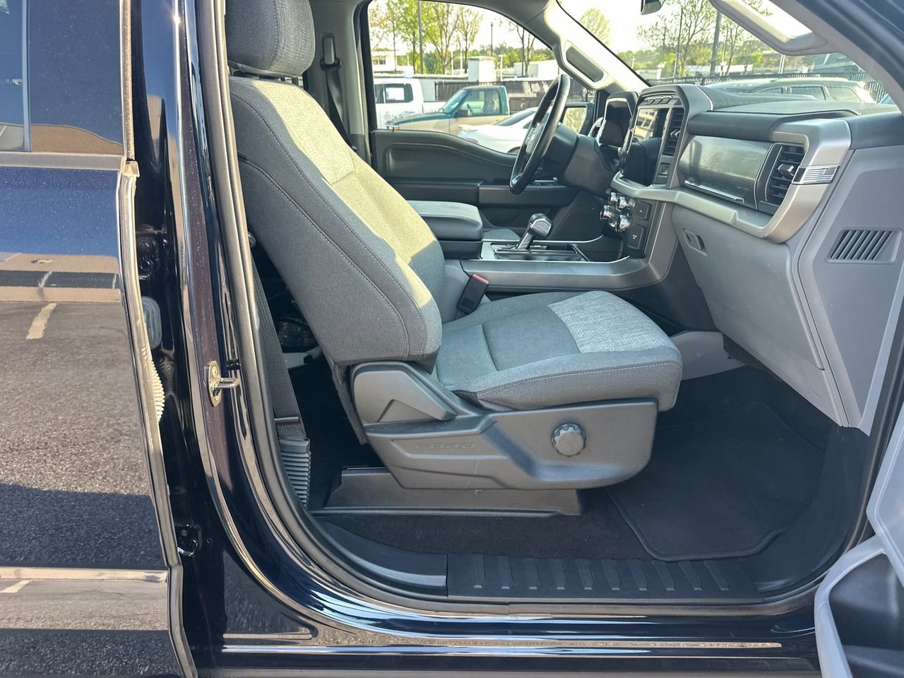 Used 2022 Ford F150 Lightning XLT w/ Tow Technology Package image 13