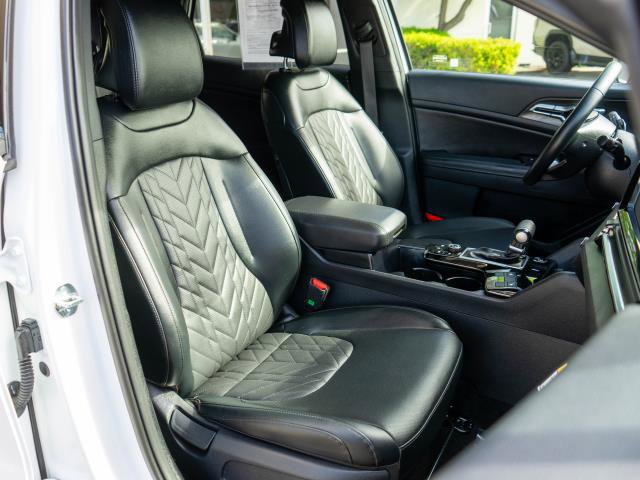 Certified 2025 Kia Sportage X-Line AWD/4WD image 9